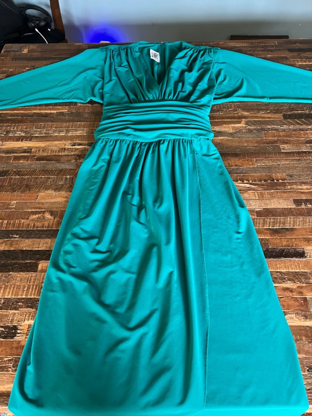 Miss Elliette Vintage Disco dressTeal Long-Sleeve V-Neck Empire Waist Dress